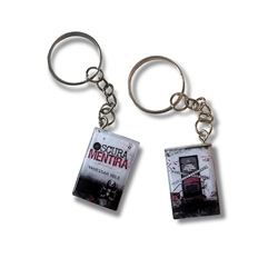 Llavero Oscura Mentira de Vanessah Hele - Imagen 1