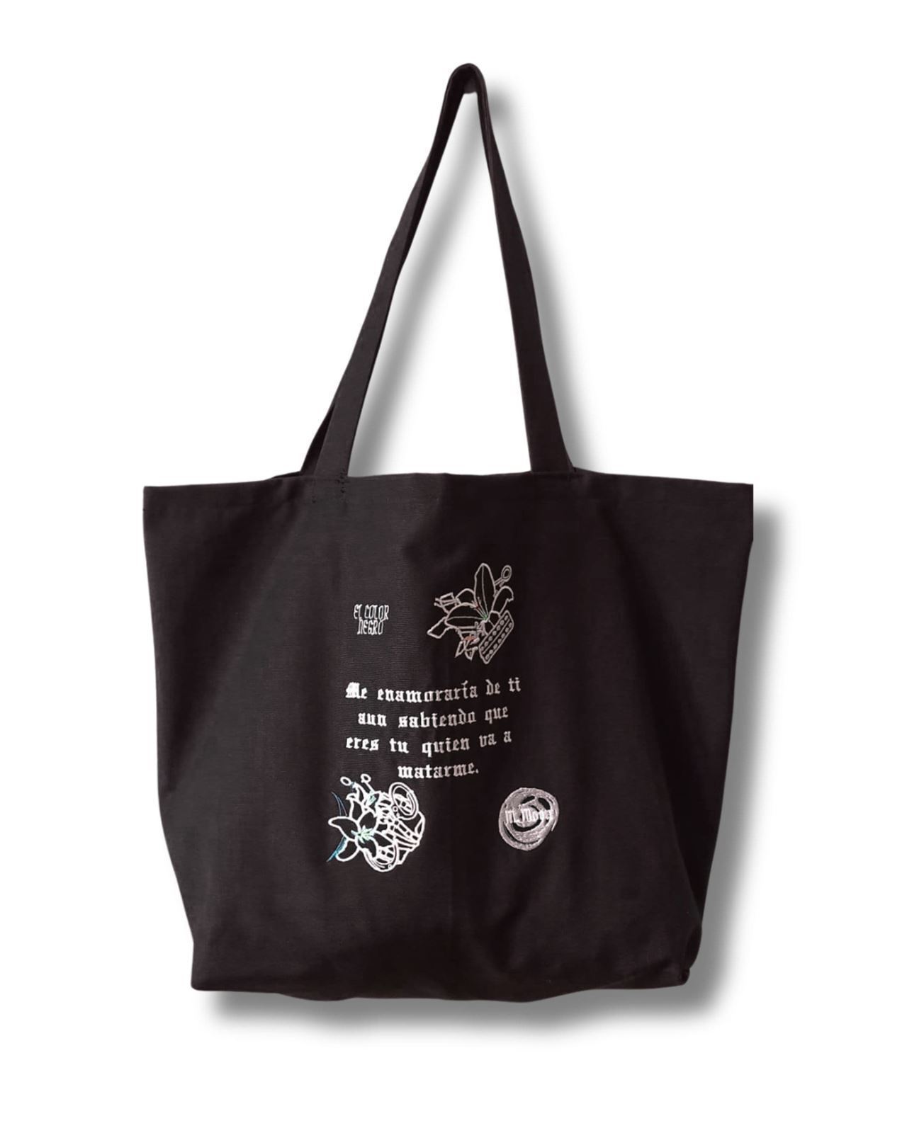 Tote bag bordada El Color Negro de M.Moon - Imagen 1